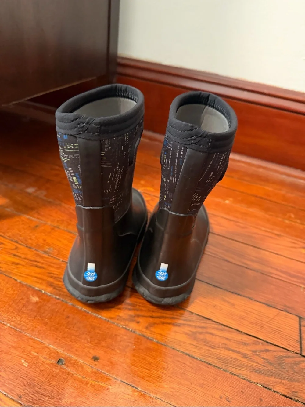 Kids bogs grasp sparks boots 2